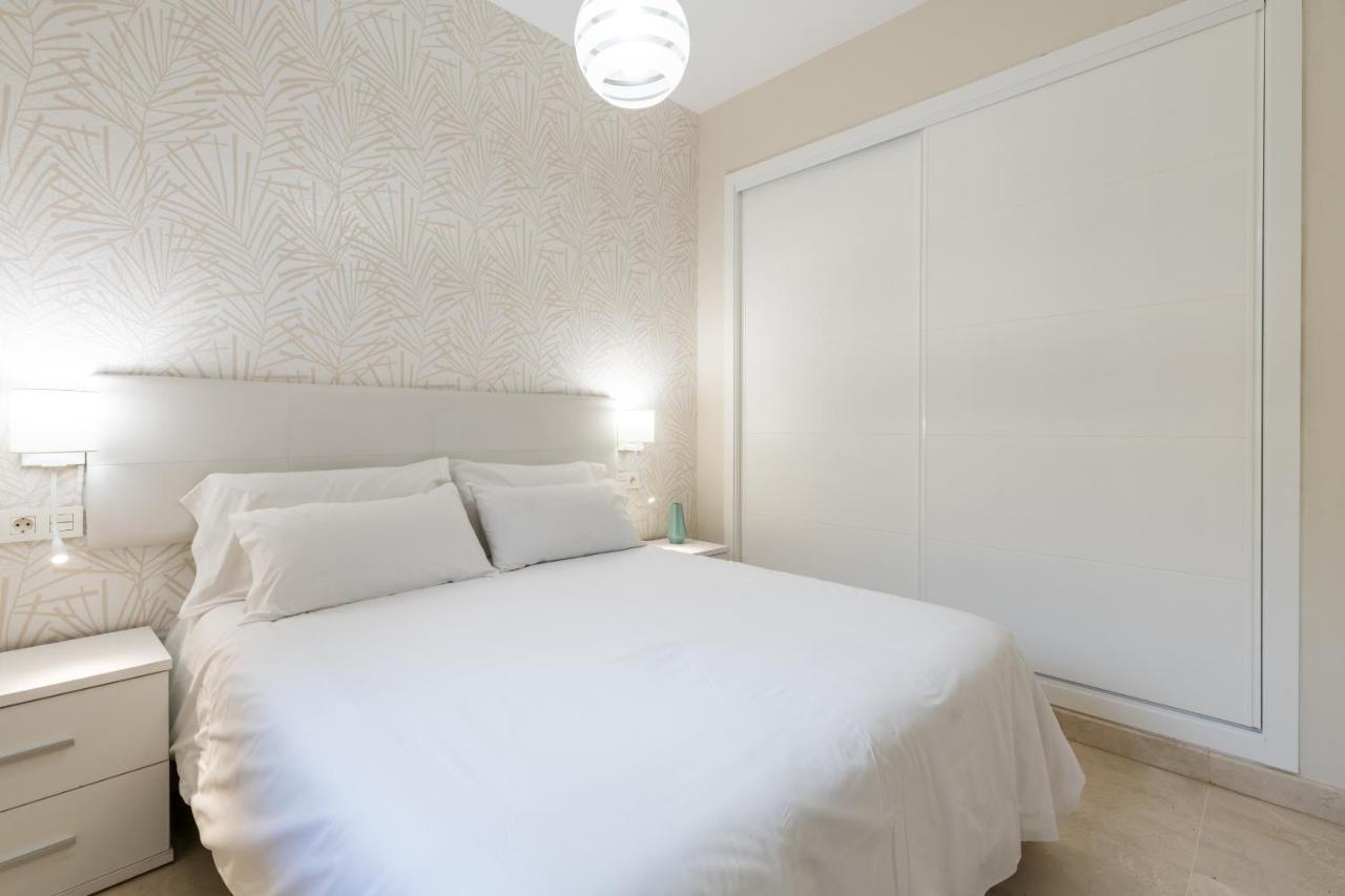Lumbreras Host Appartement Sevilla Buitenkant foto
