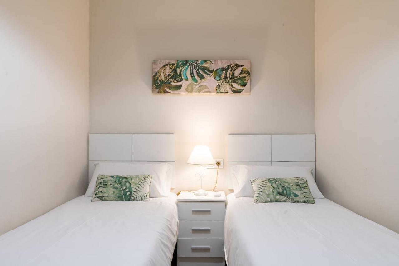 Lumbreras Host Appartement Sevilla Buitenkant foto