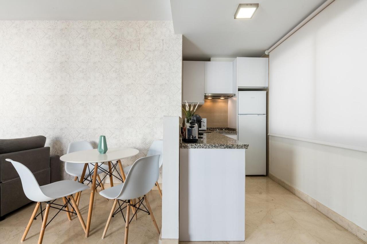 Lumbreras Host Appartement Sevilla Buitenkant foto